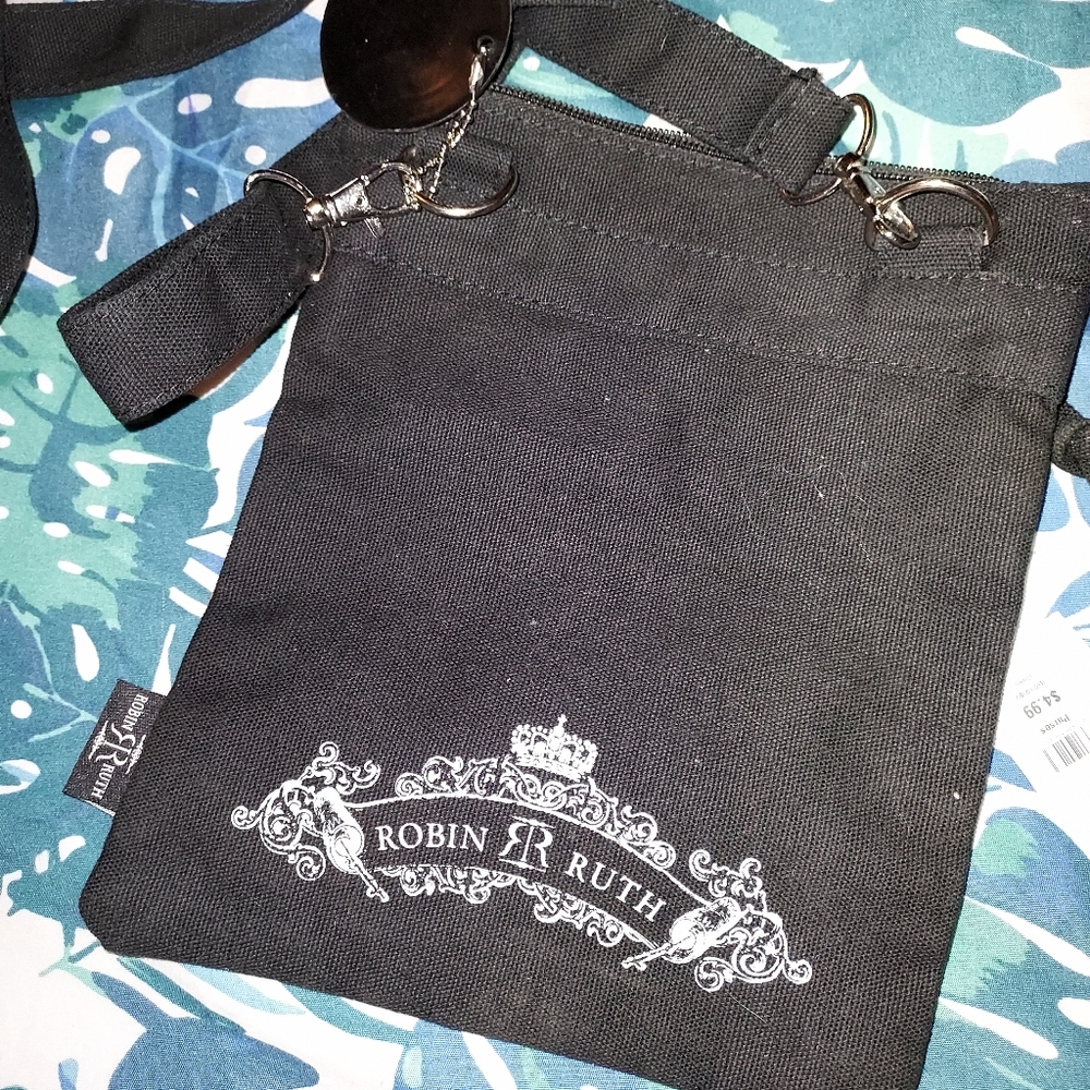 Robin Ruth || Crossbody Bag View 4